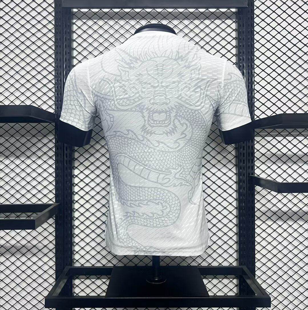 Real Madrid 2024/25 Dragon Special Edition Player Version