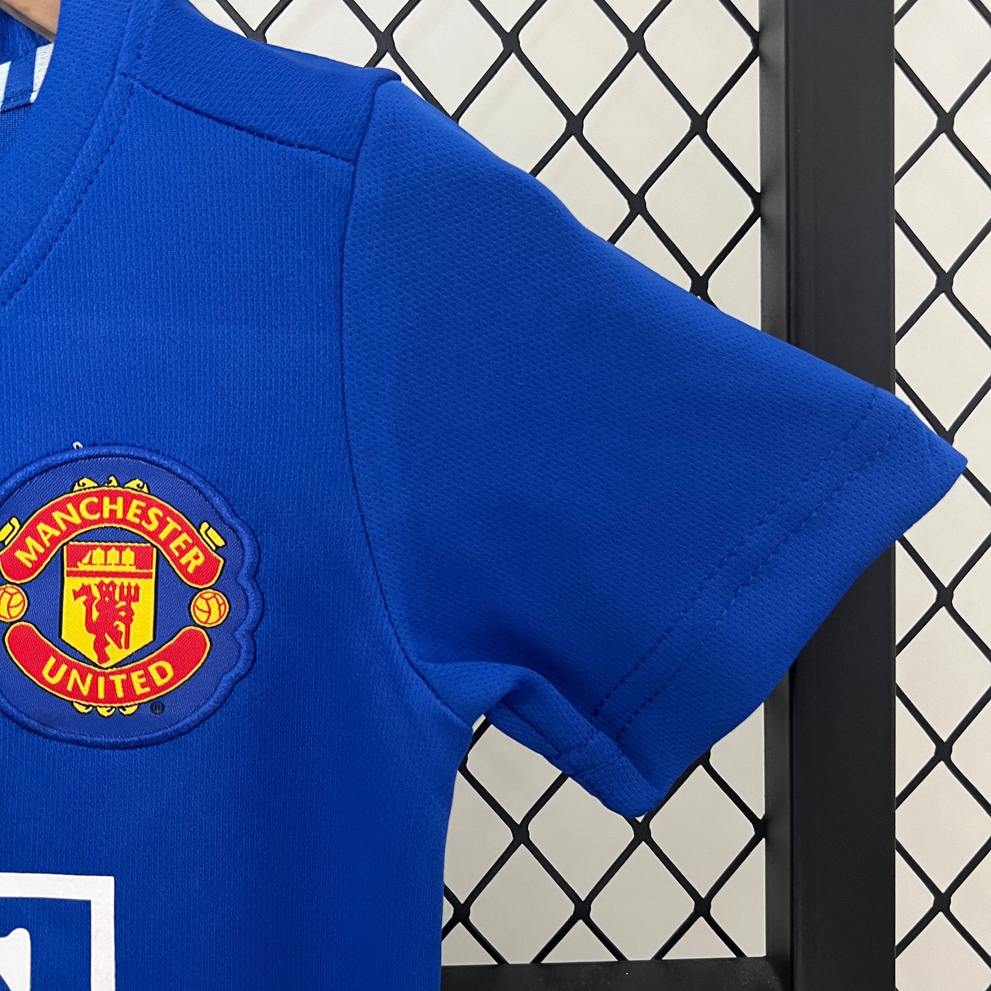 kids M-U 08/09 away