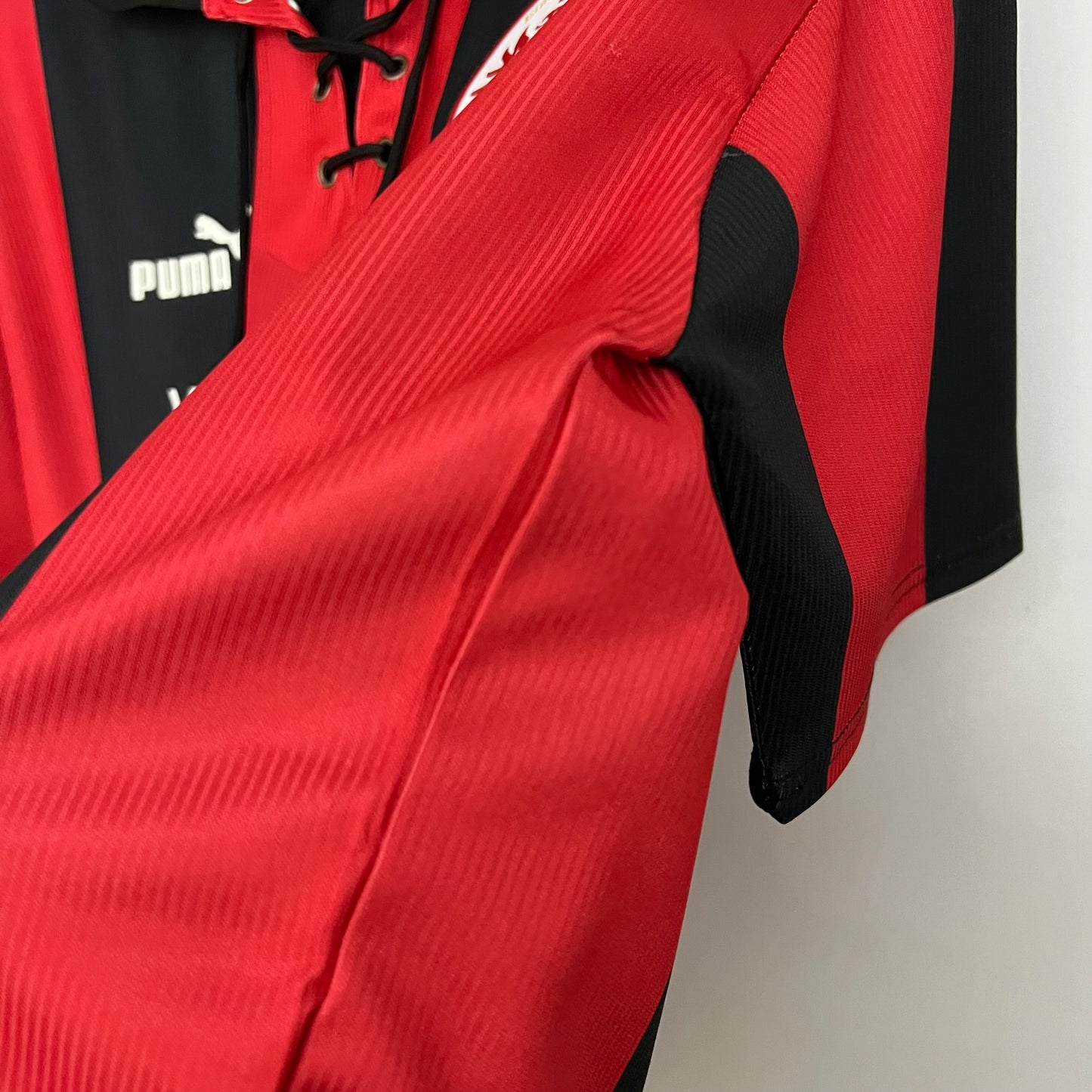 Retro Frankfurt 98/00 100th Anniversary Home