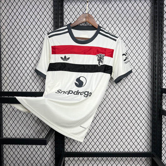 Manchester United 2024/25 Third Away