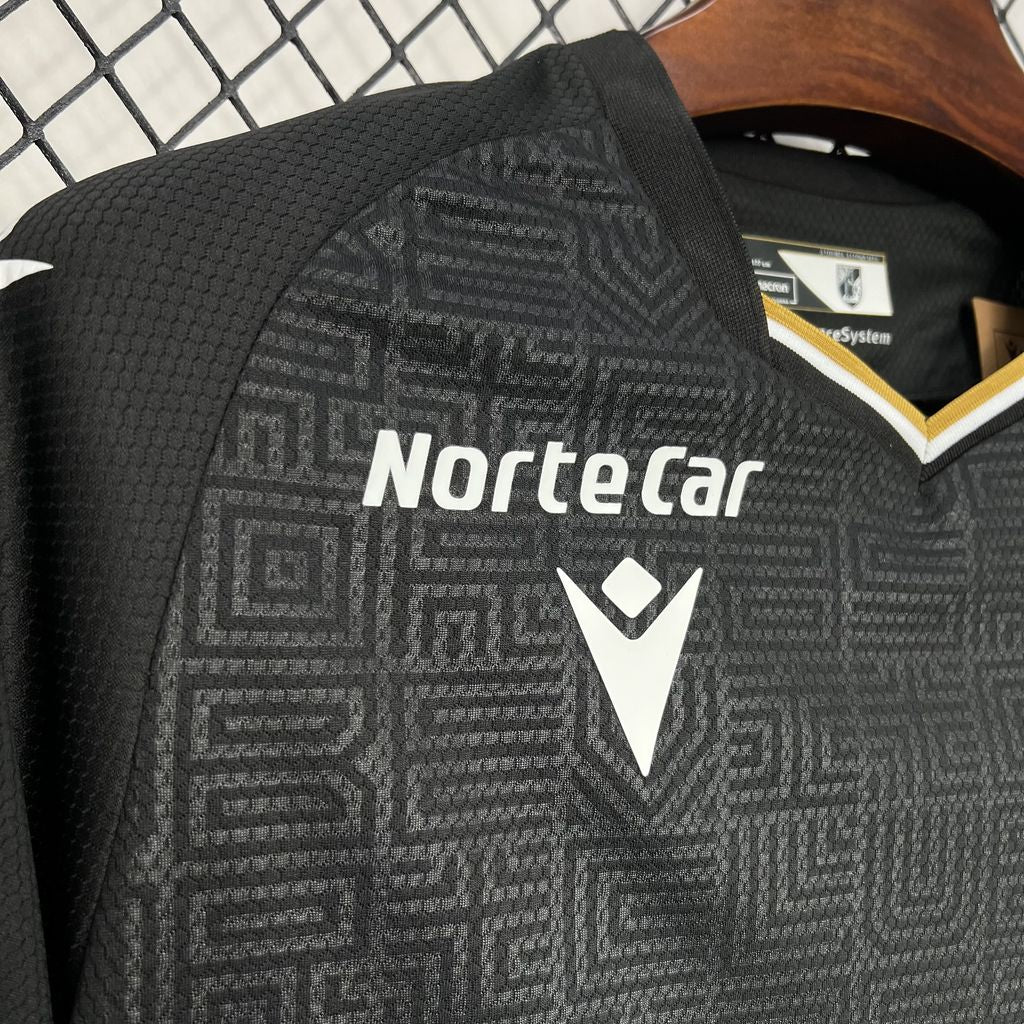Vitoria de Guimaraes 2024/25 Away