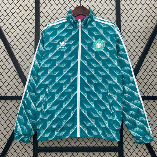 24/25 German Reversible Windbreaker