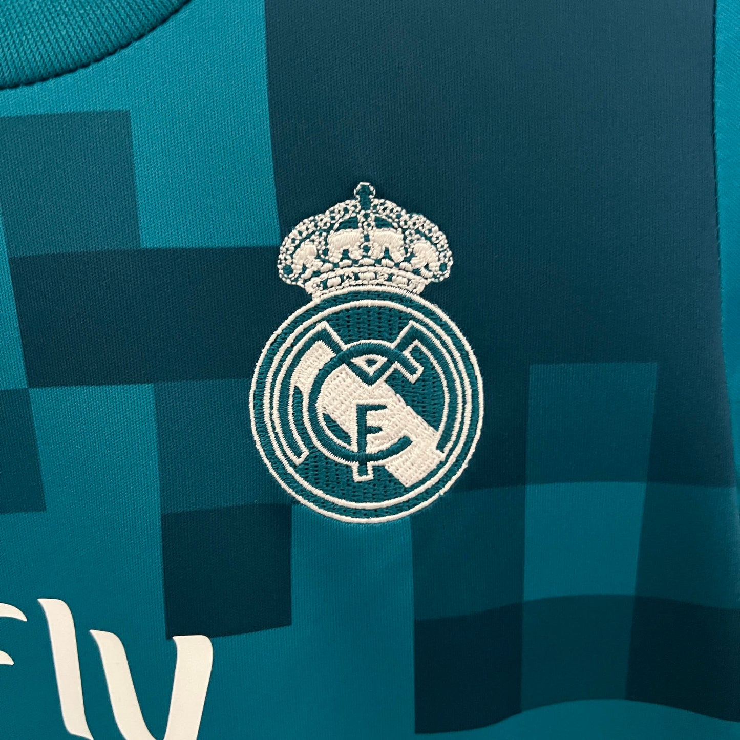 Real Madrid 2017/18 Third Away Kids