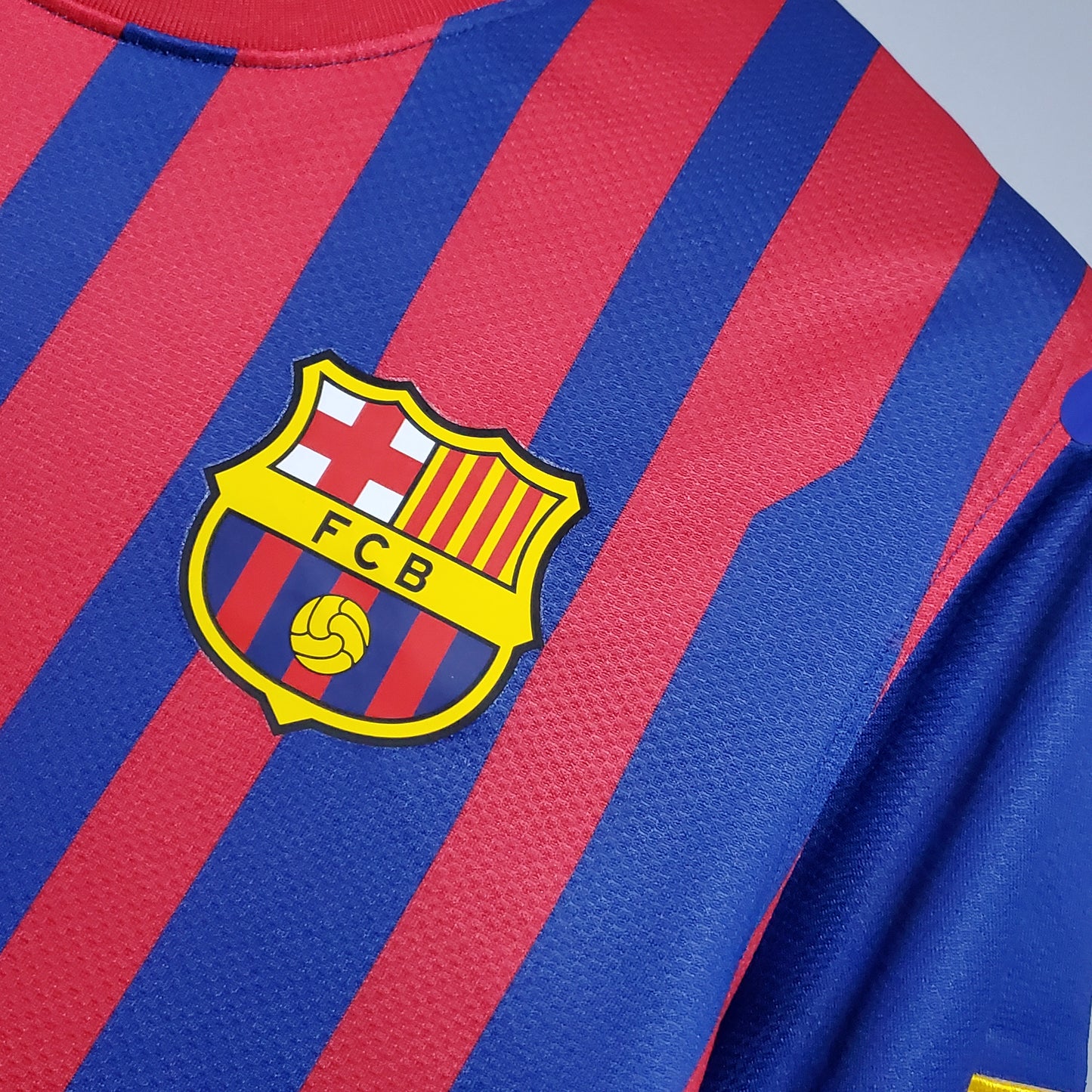 Retro Barcelona 11/12 home