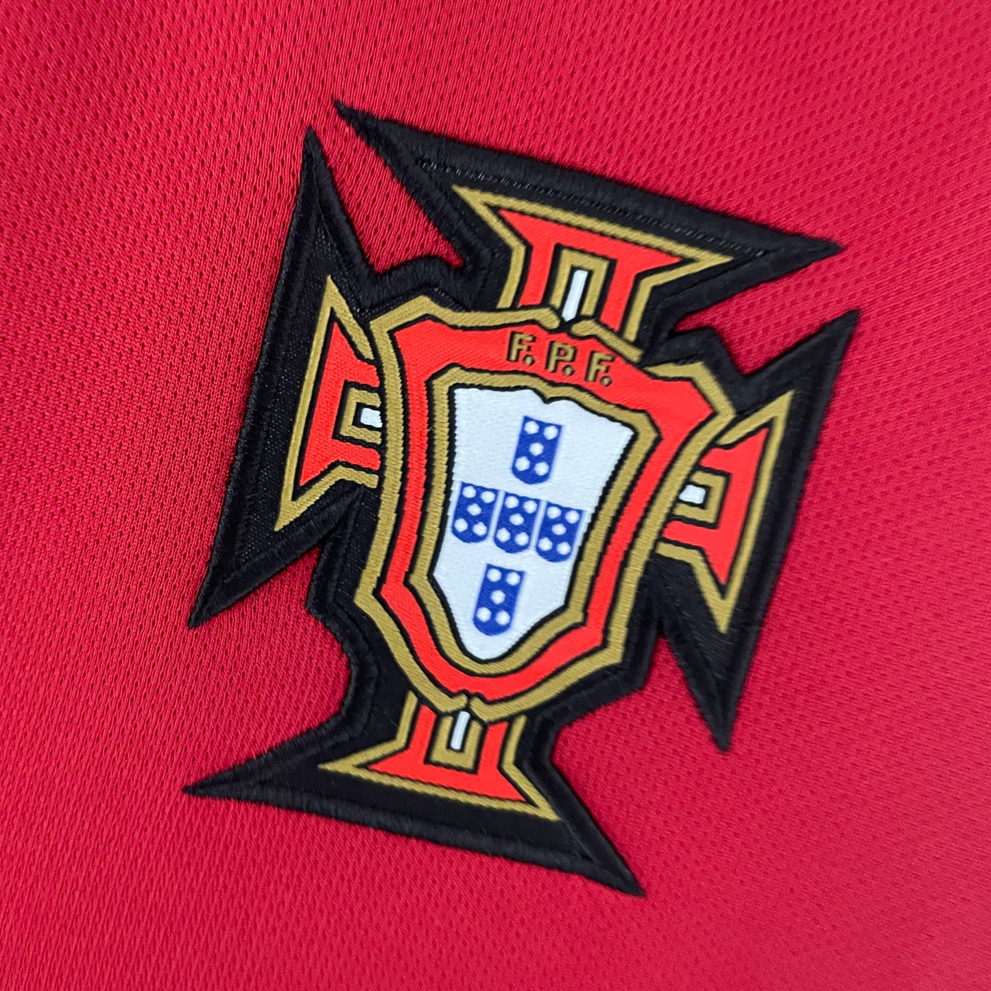Retro Portugal 2006 home