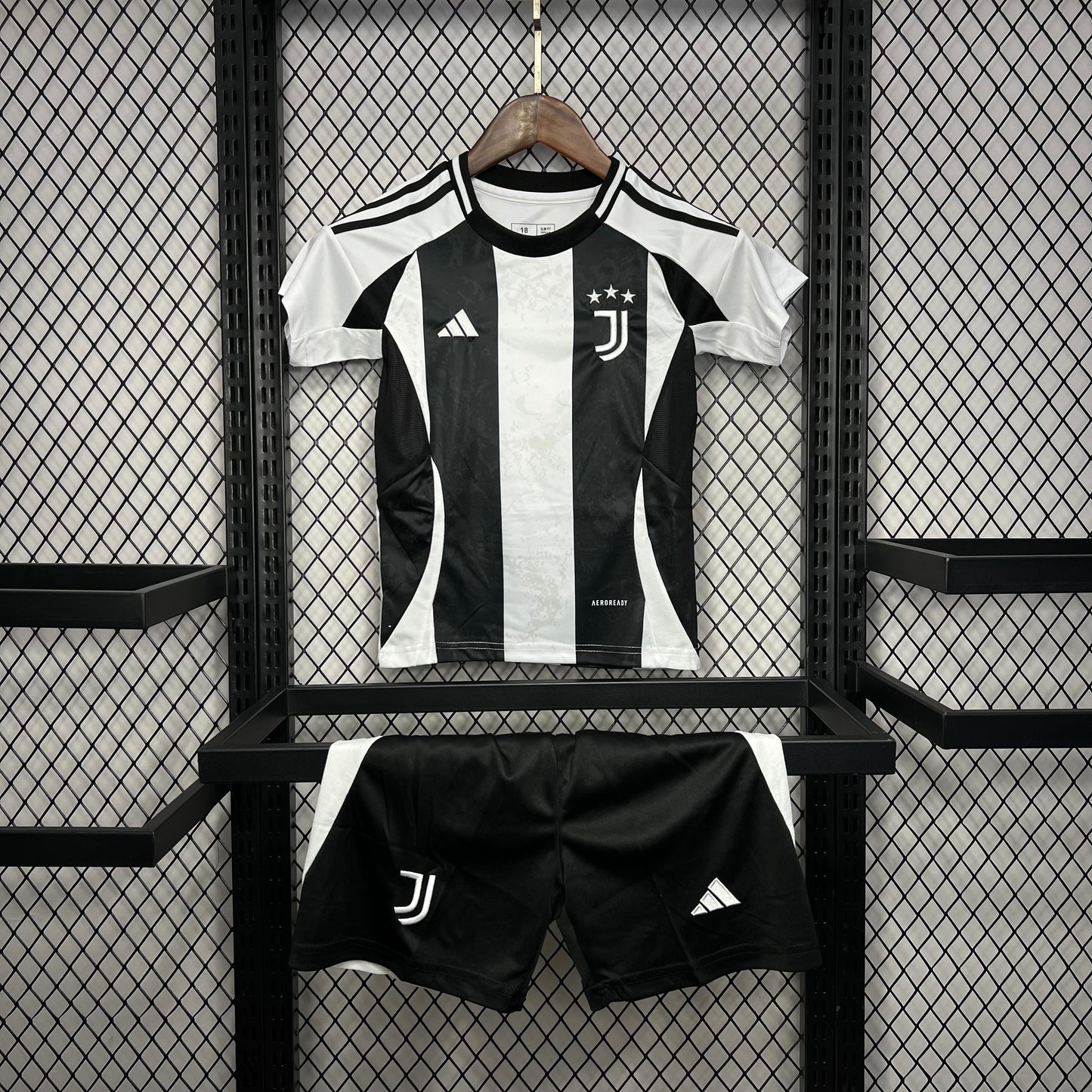 Juventus 2024/25 Home Kids Kit