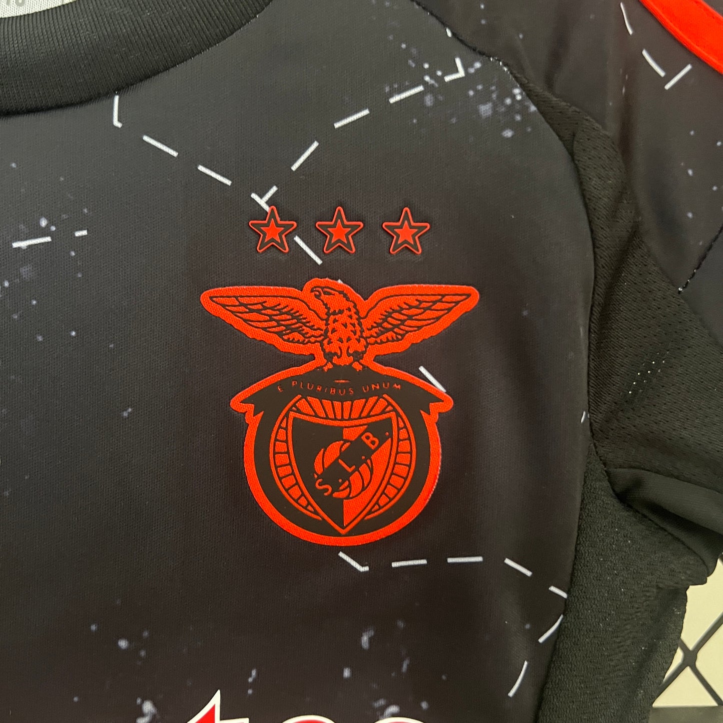 24/25 Kids Benfica away