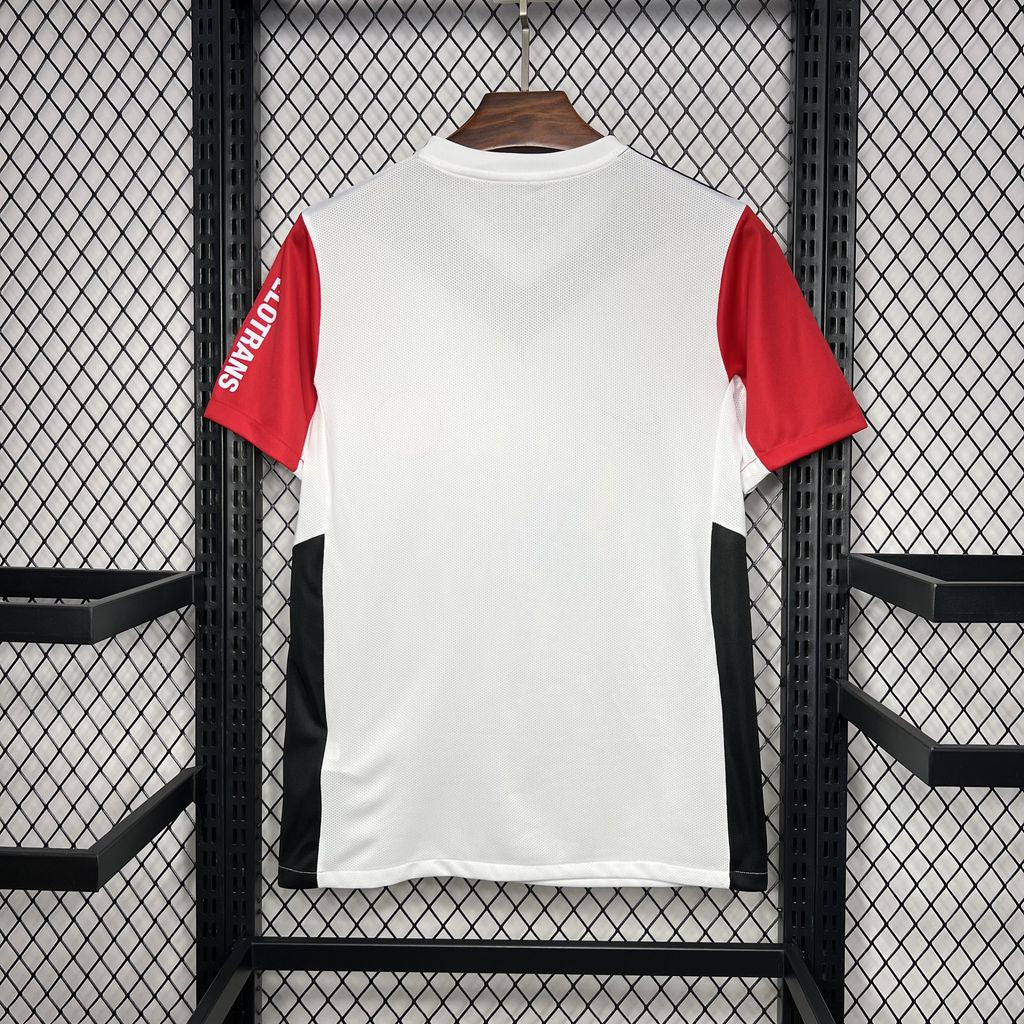 Eintracht Frankfurt 2024/25 Home