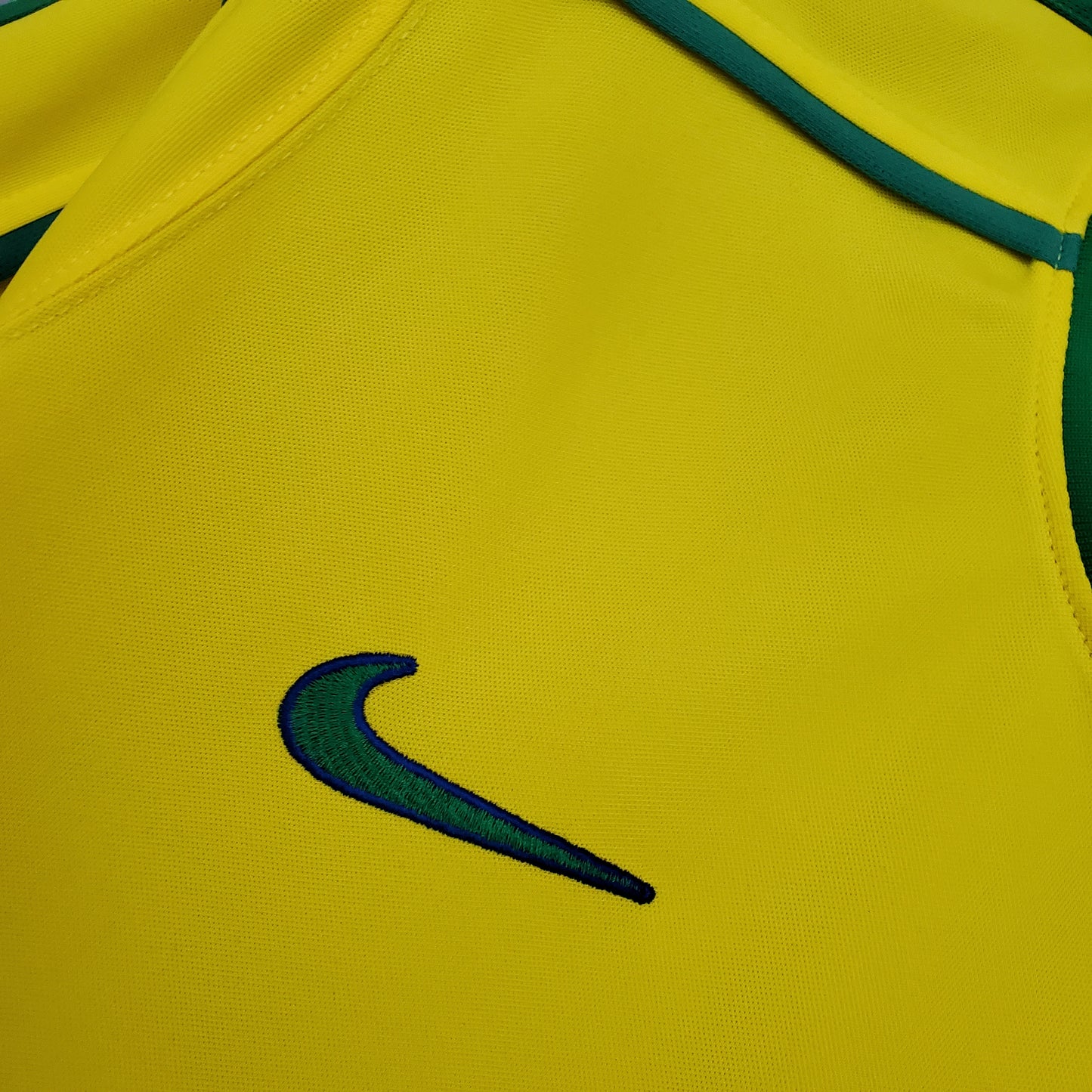Retro Brazil 1998 home