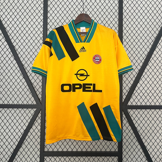 Retro Bayern Munich 93/95 Away