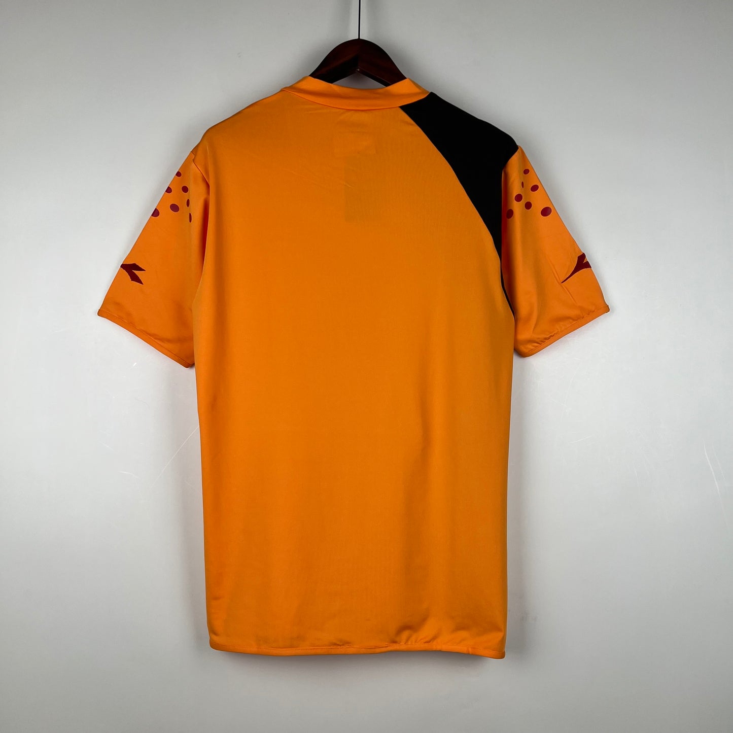 Retro Roma 05/06 Home