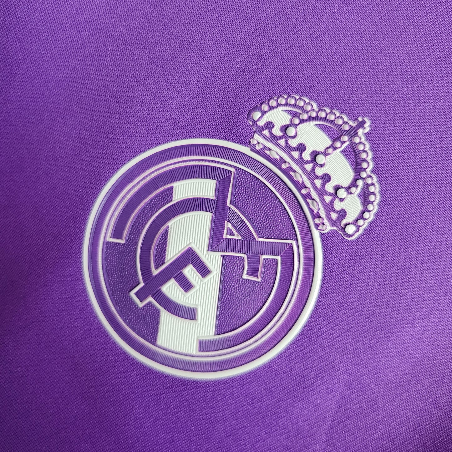 Real Madrid 2016/17 Away Throwback