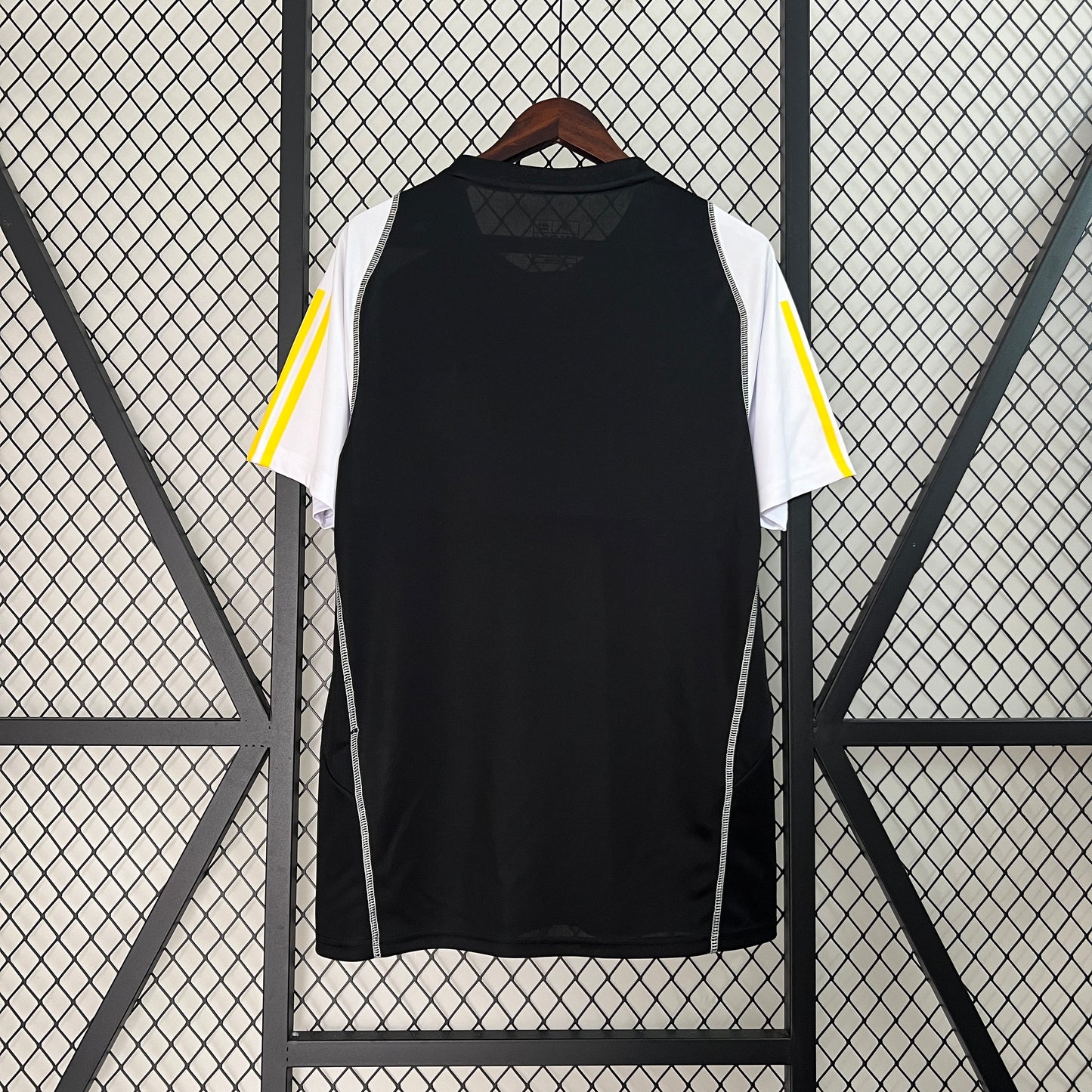 24/25 Colo Colo Training Wear