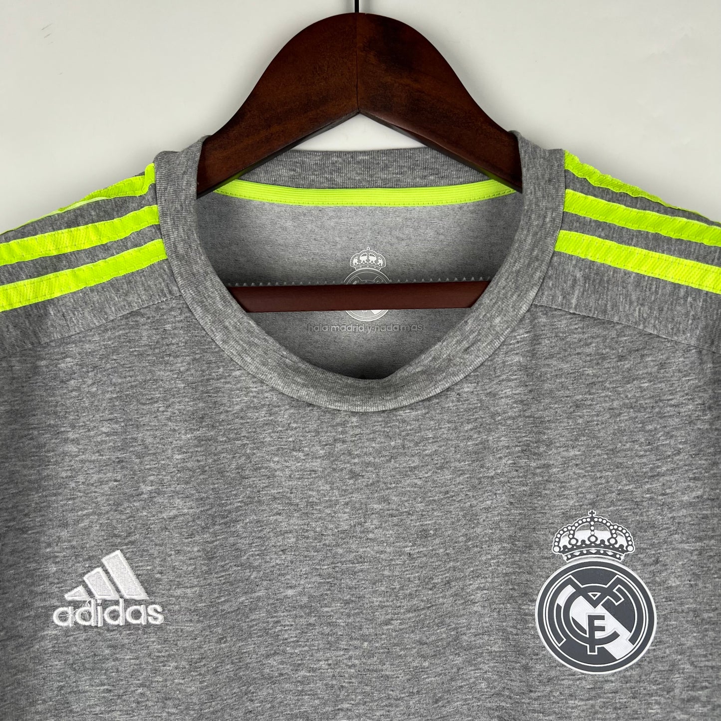 Retro Real Madrid 15/16 Away