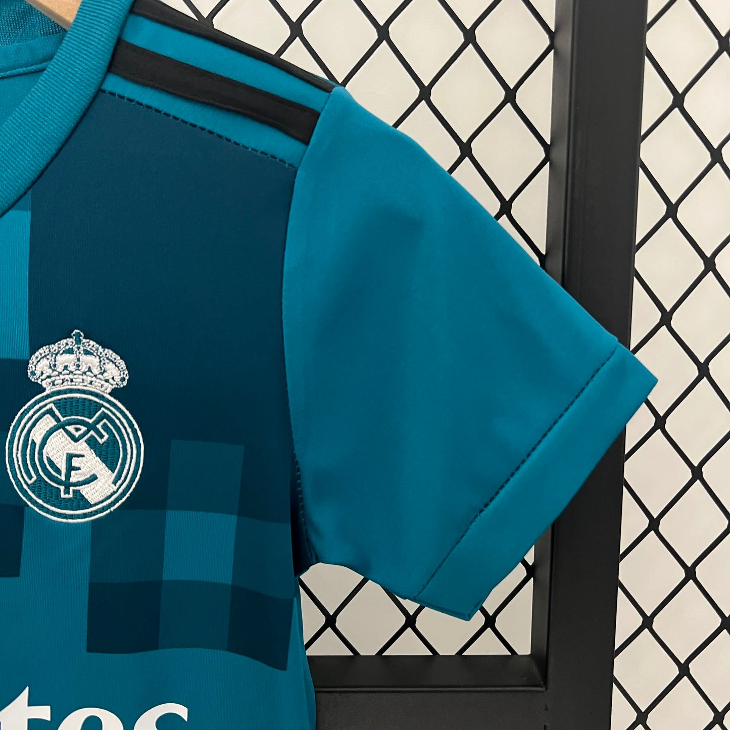 Real Madrid 2017/18 Third Away Kids