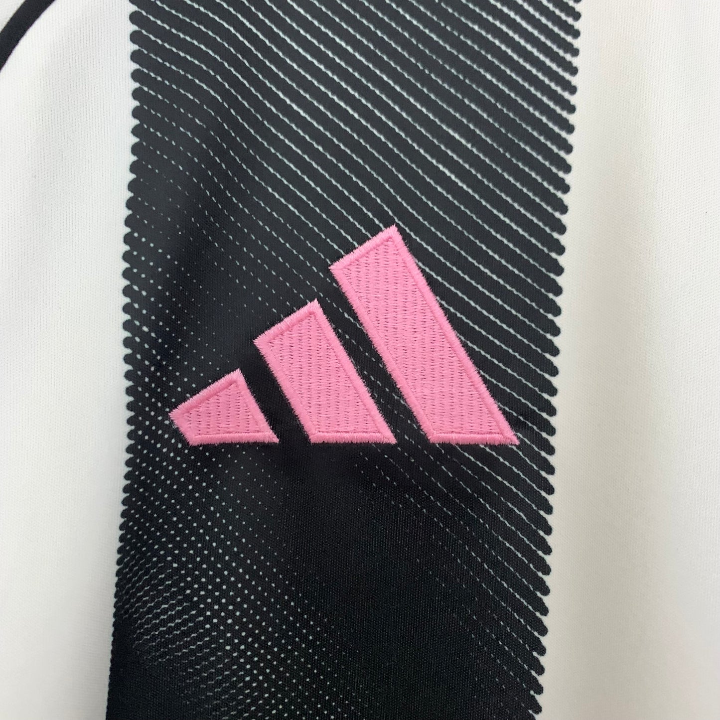 25/26 Juventus Home