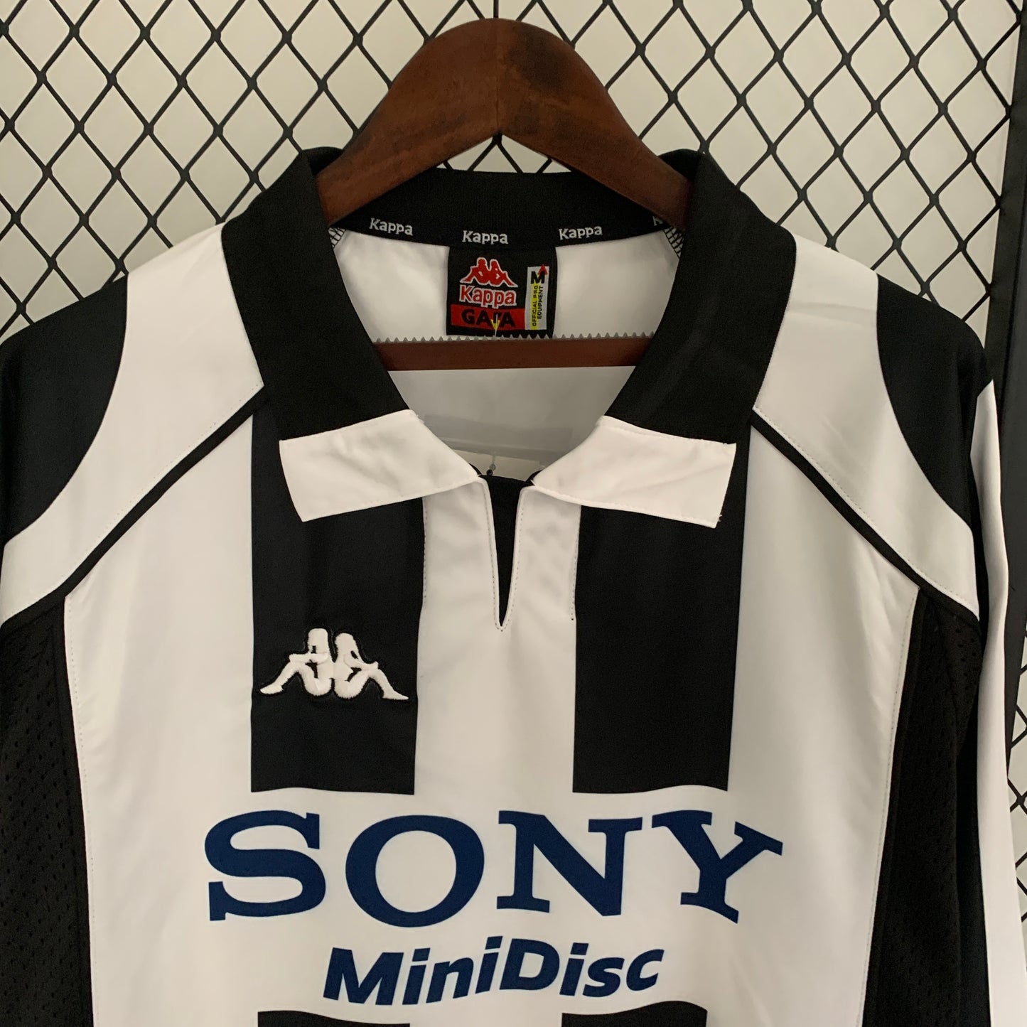 Retro long sleeve Juventus 97/98 home