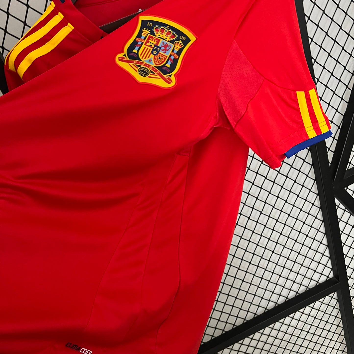 Retro Spain 2010 Home