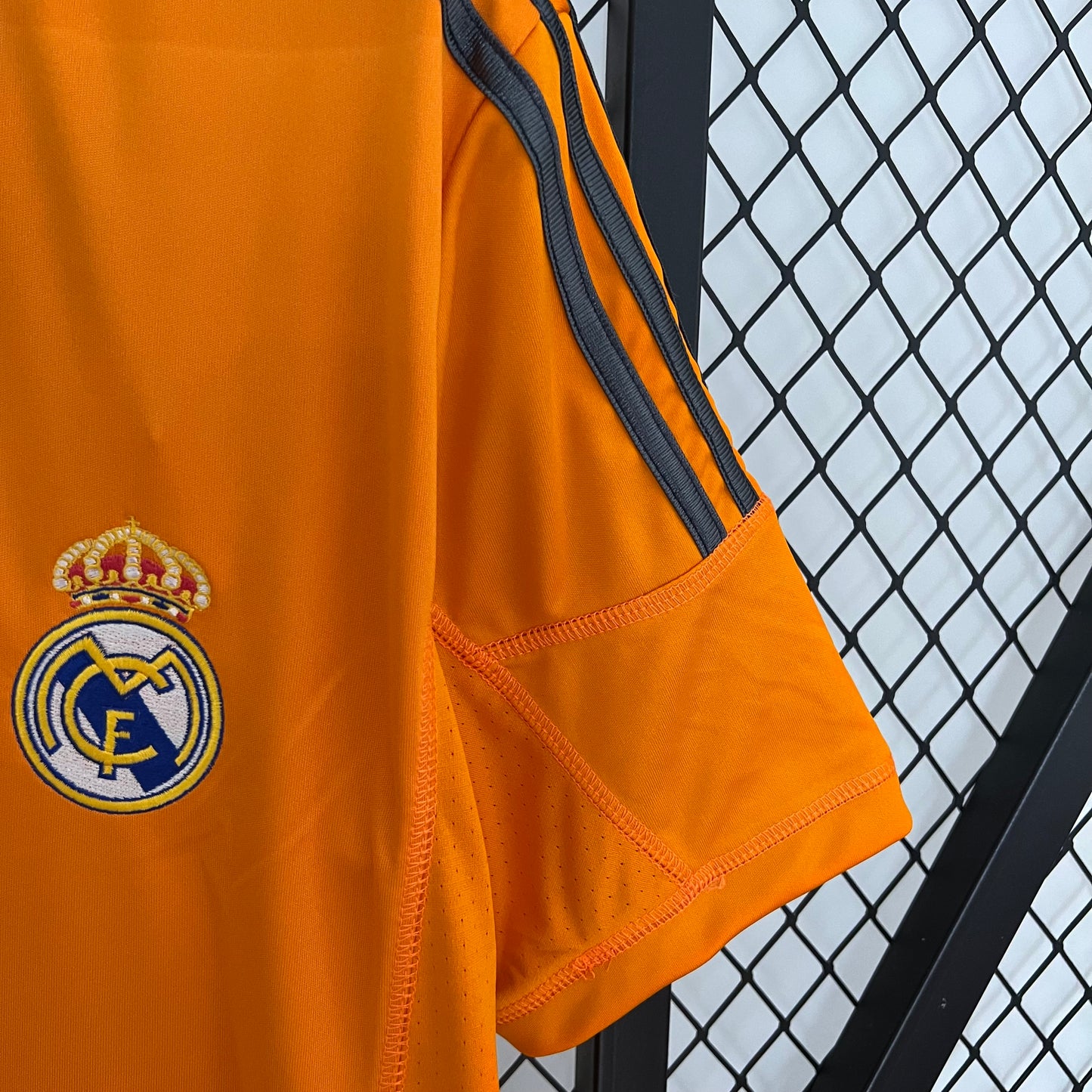Retro Real Madrid 13/14 third away