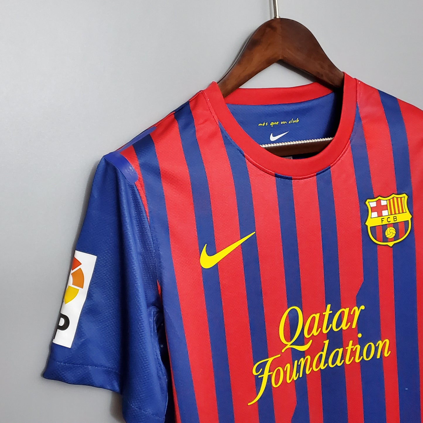 Retro Barcelona 11/12 home