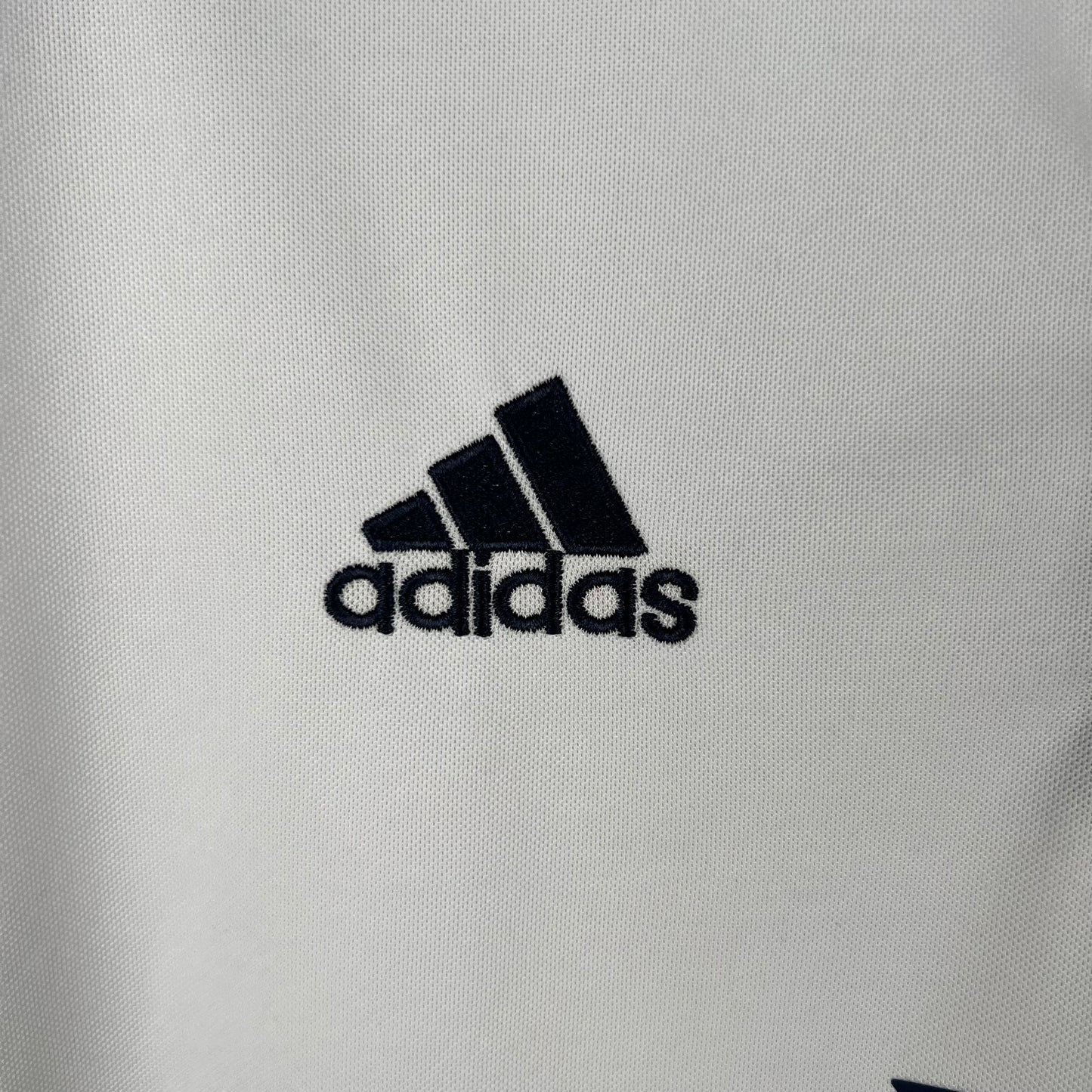 Retro Real Madrid 16/17 Home