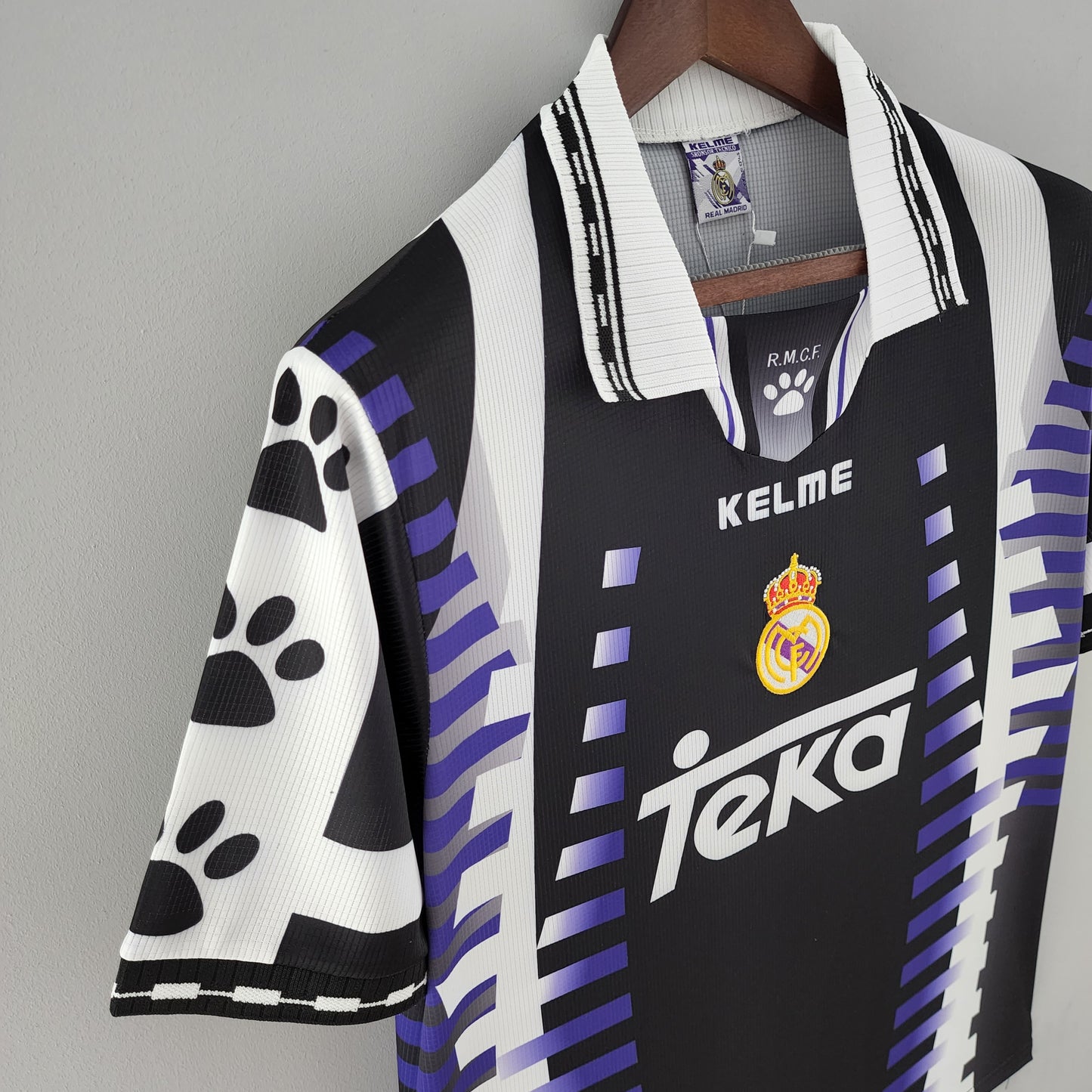 Retro Real Madrid 97/98 Third away