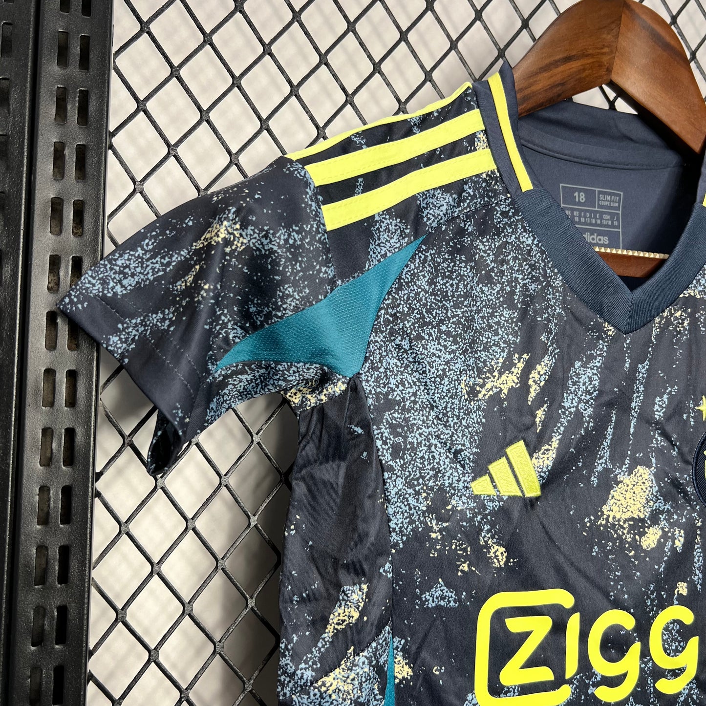Ajax 2024/25 Away Kids Kit