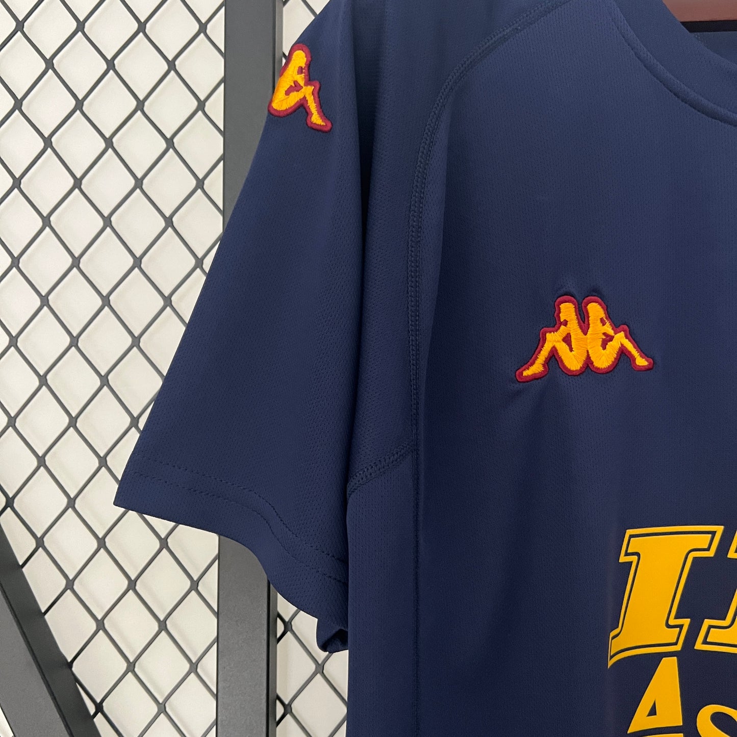 Retro Roma 00/01 third away