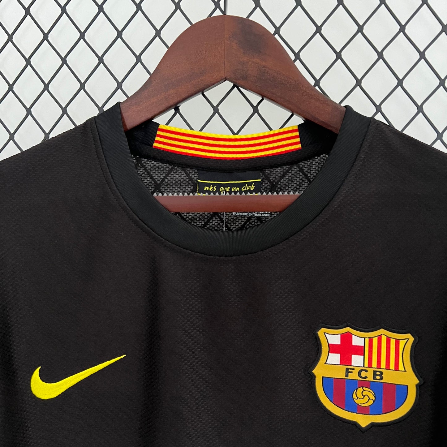 Retro Barcelona 13/14 third away