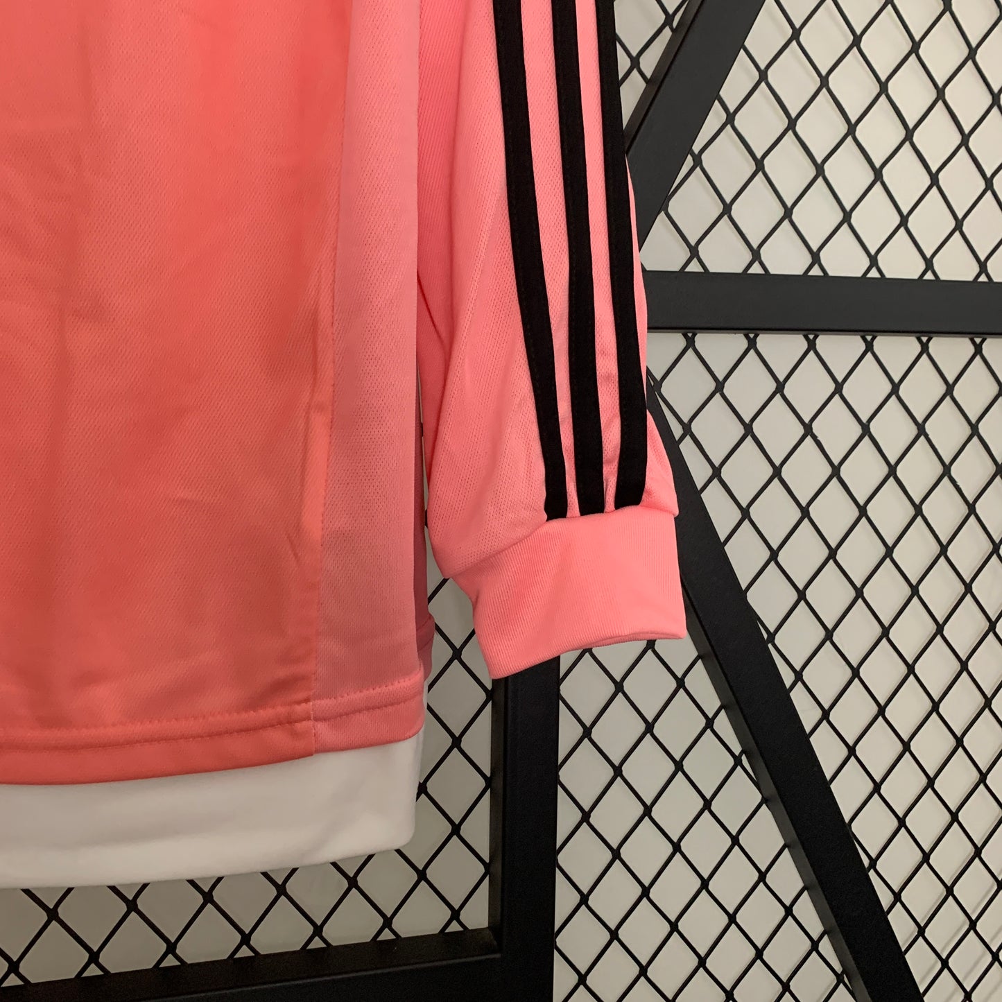 Retro long sleeve Juventus 15/16 away