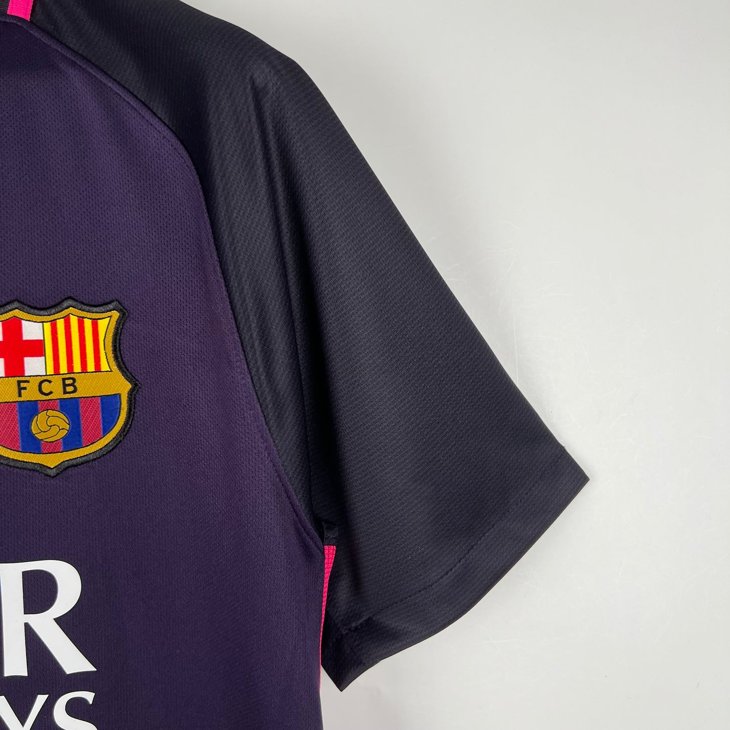 Retro Barcelona 16/17 Away