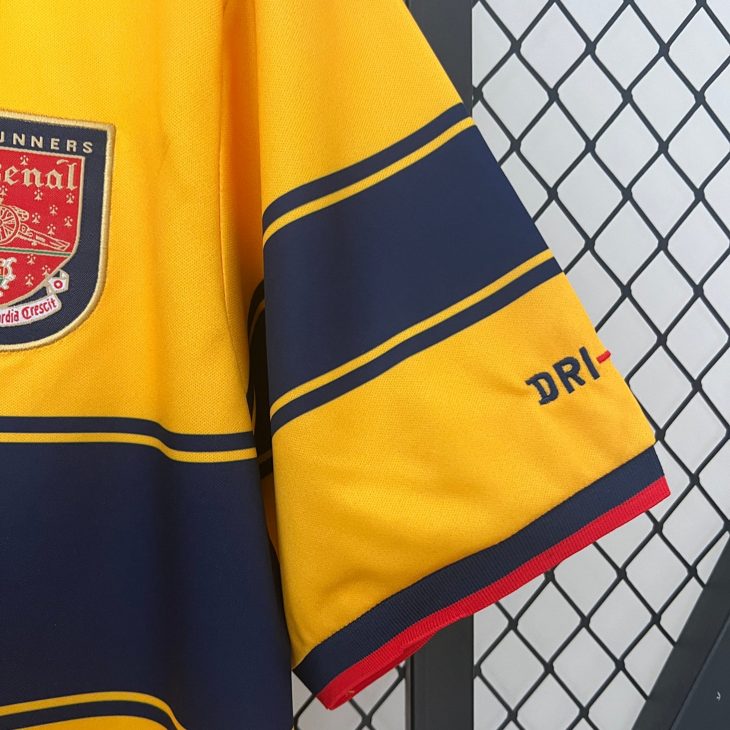 Retro Arsenal 97/99 Away