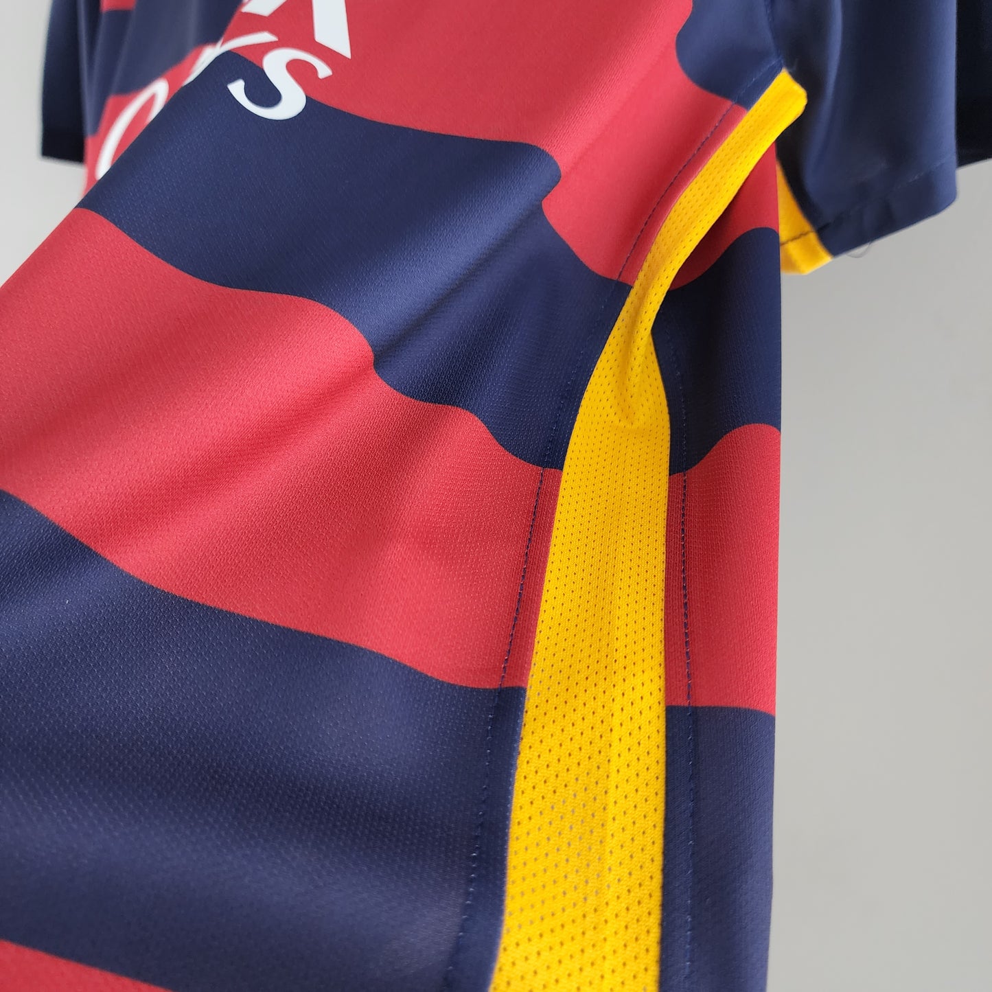 Retro 15/16 Barcelona home