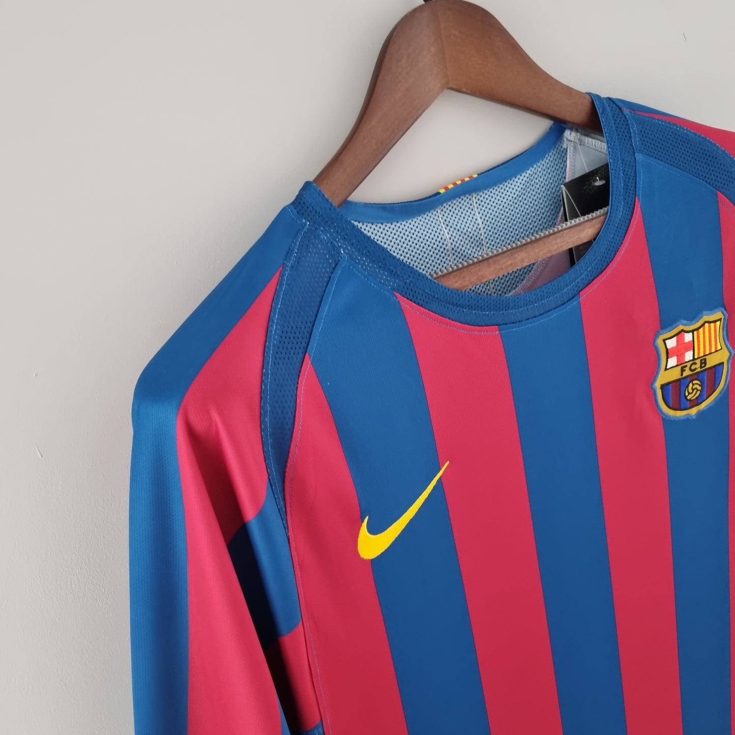 Retro barcelona 05/06 long sleeve home