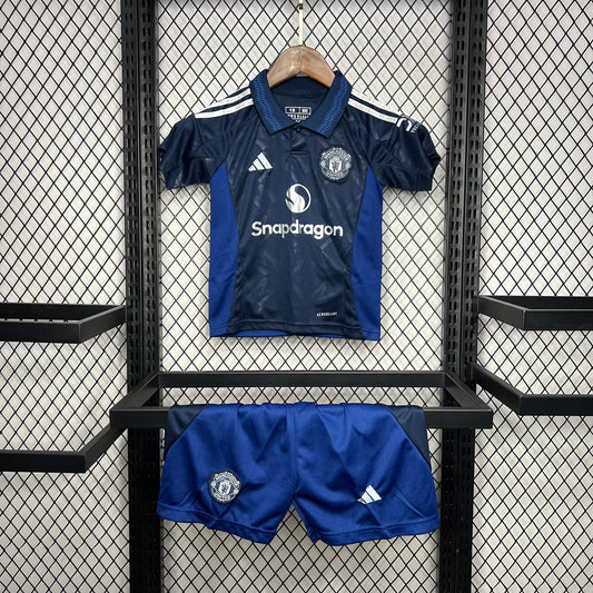 Manchester United 2024/25 Away Kids Kit