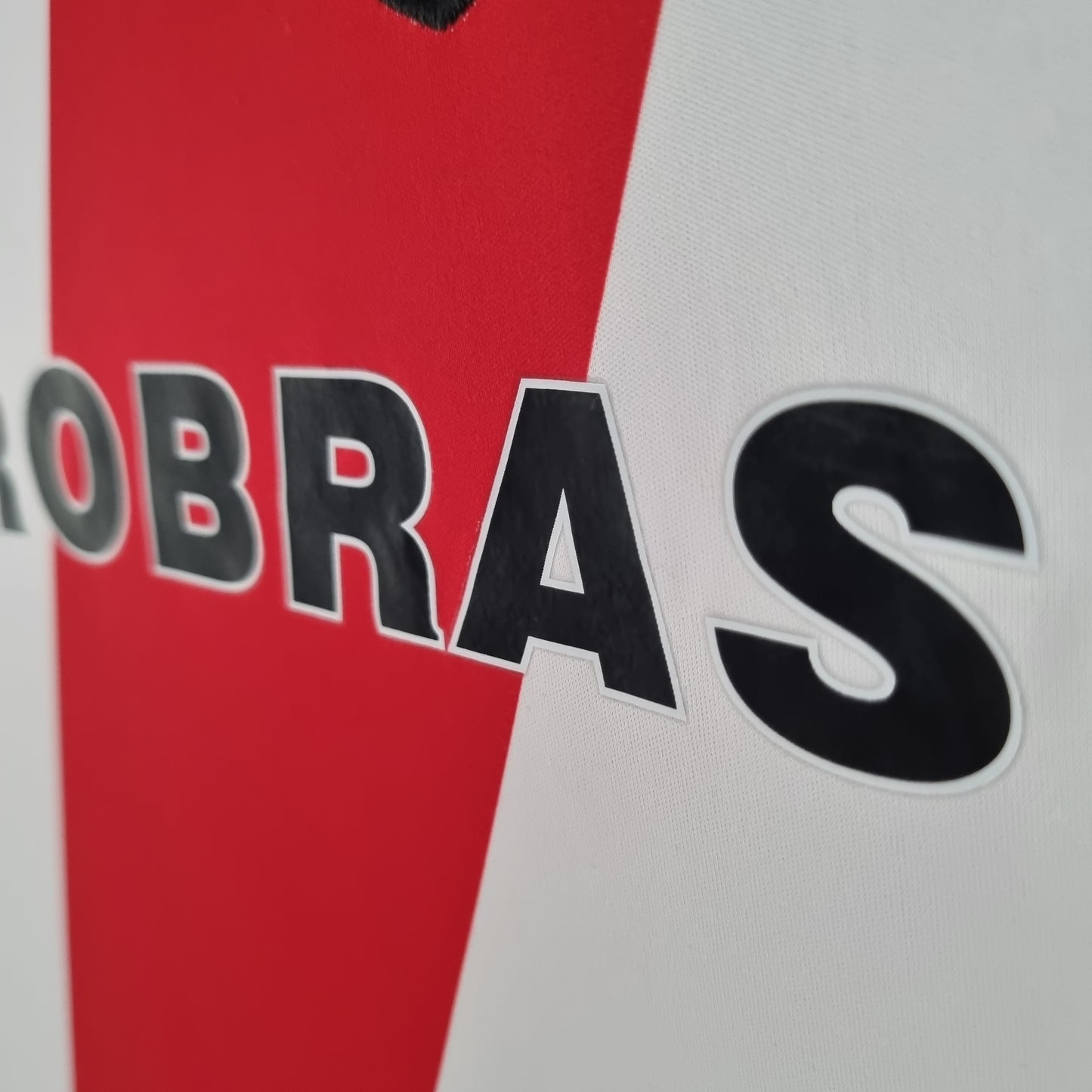 Retro River Plate 09/10 home