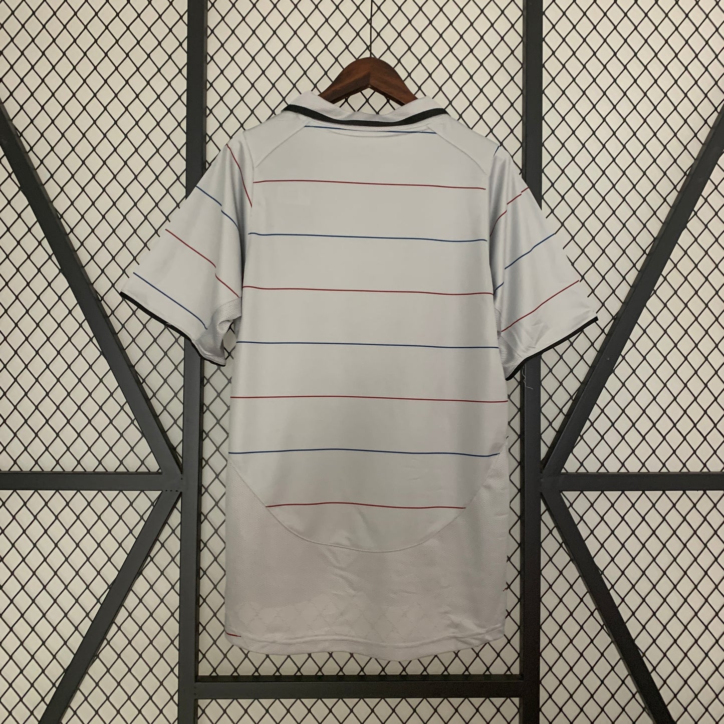 Retro Barcelona 03/04 Away