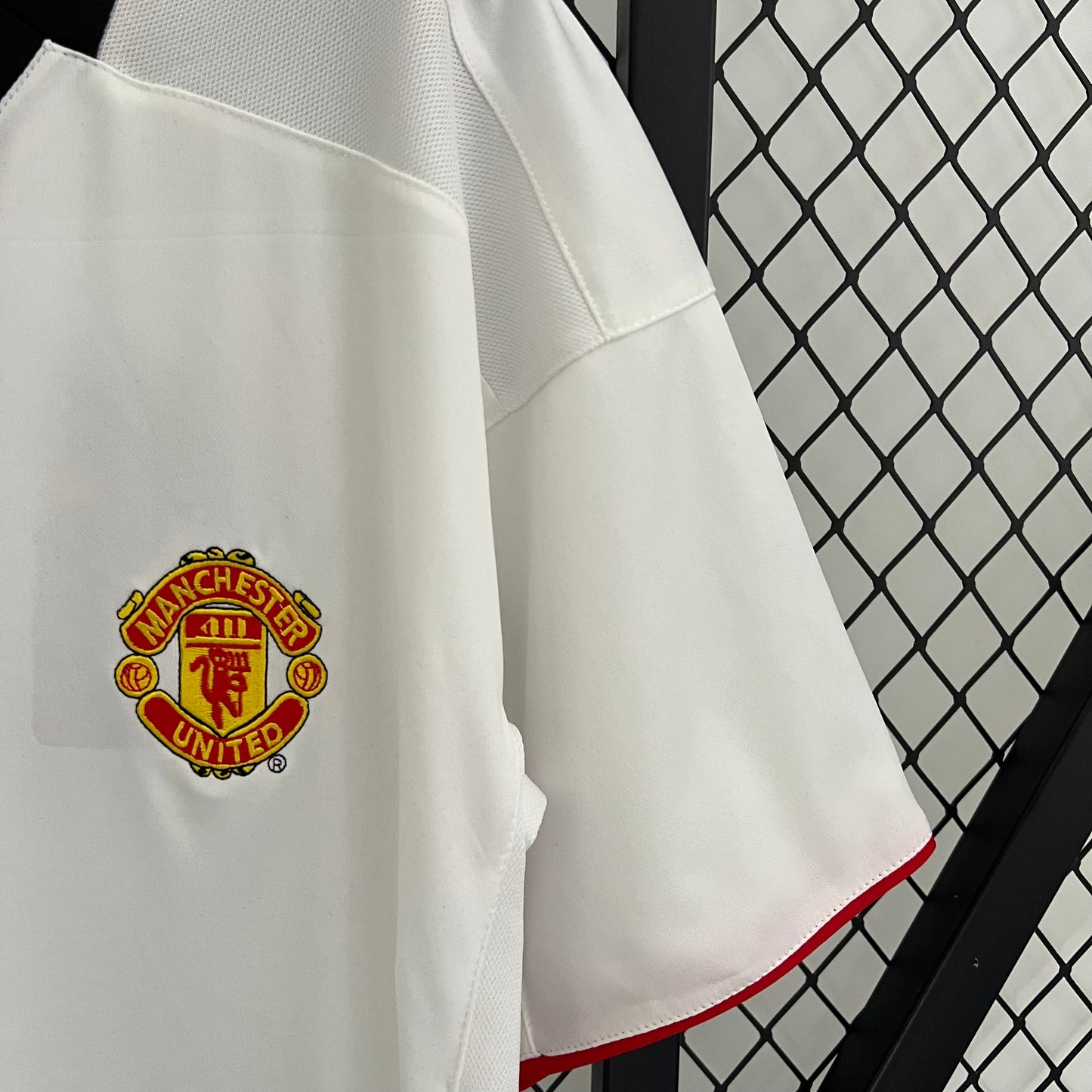 Retro Manchester United 02/03 Away