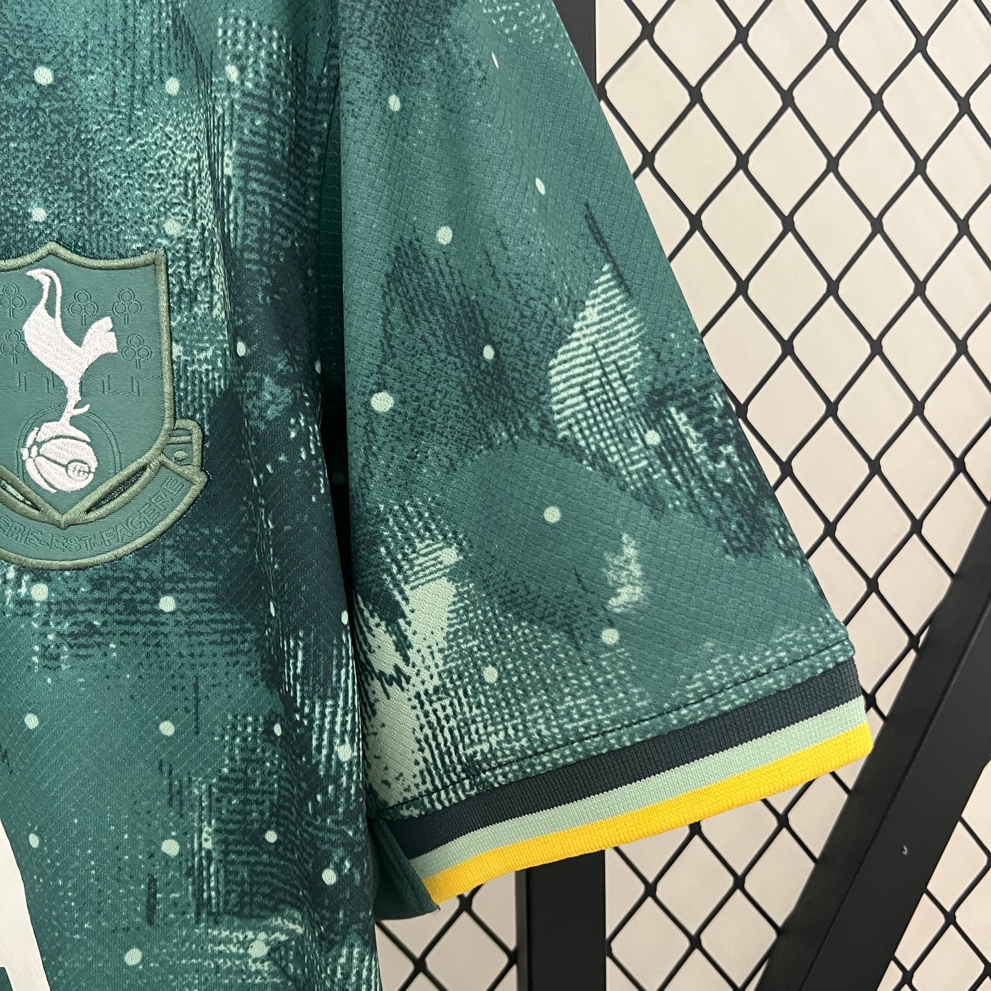 24/25 Tottenham Third Away