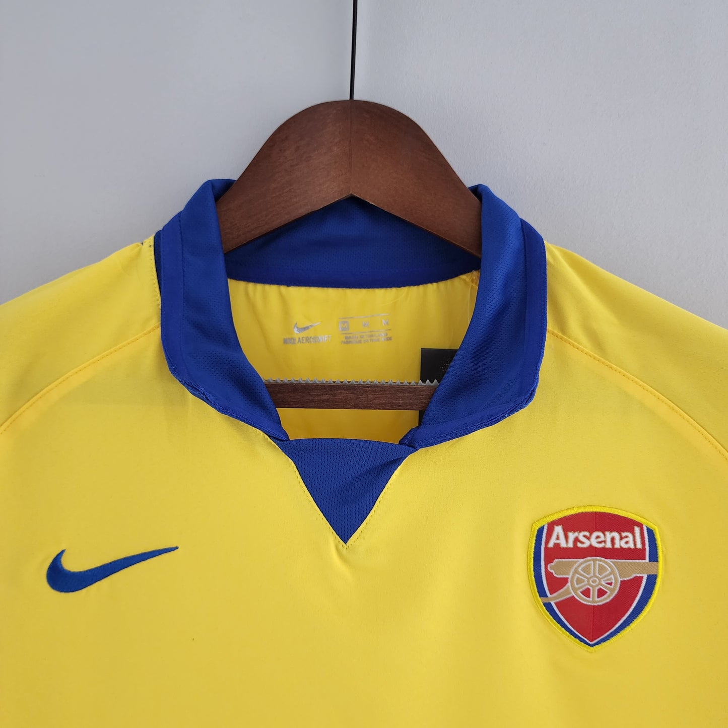 Retro Arsenal 03/05 away