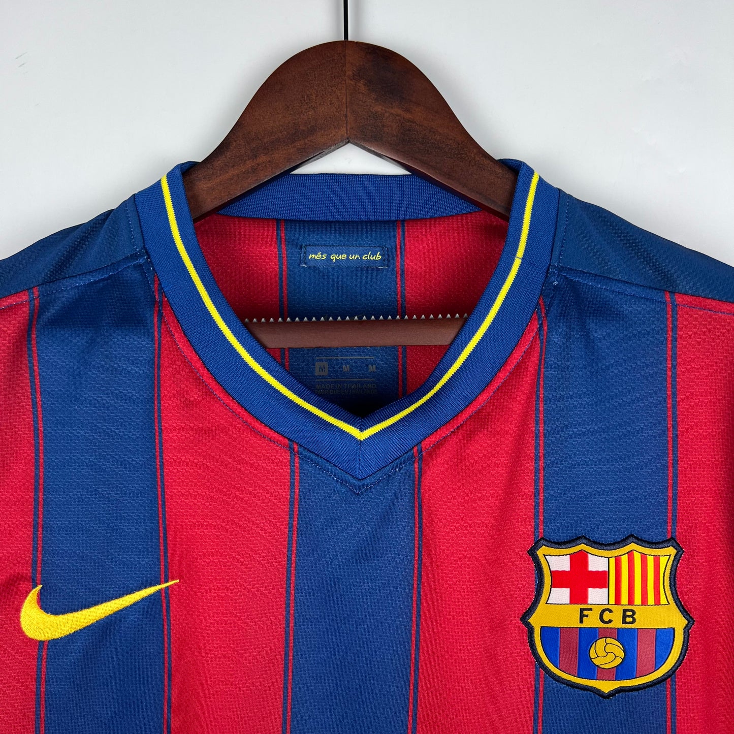 Retro Barcelona 09/10 Home