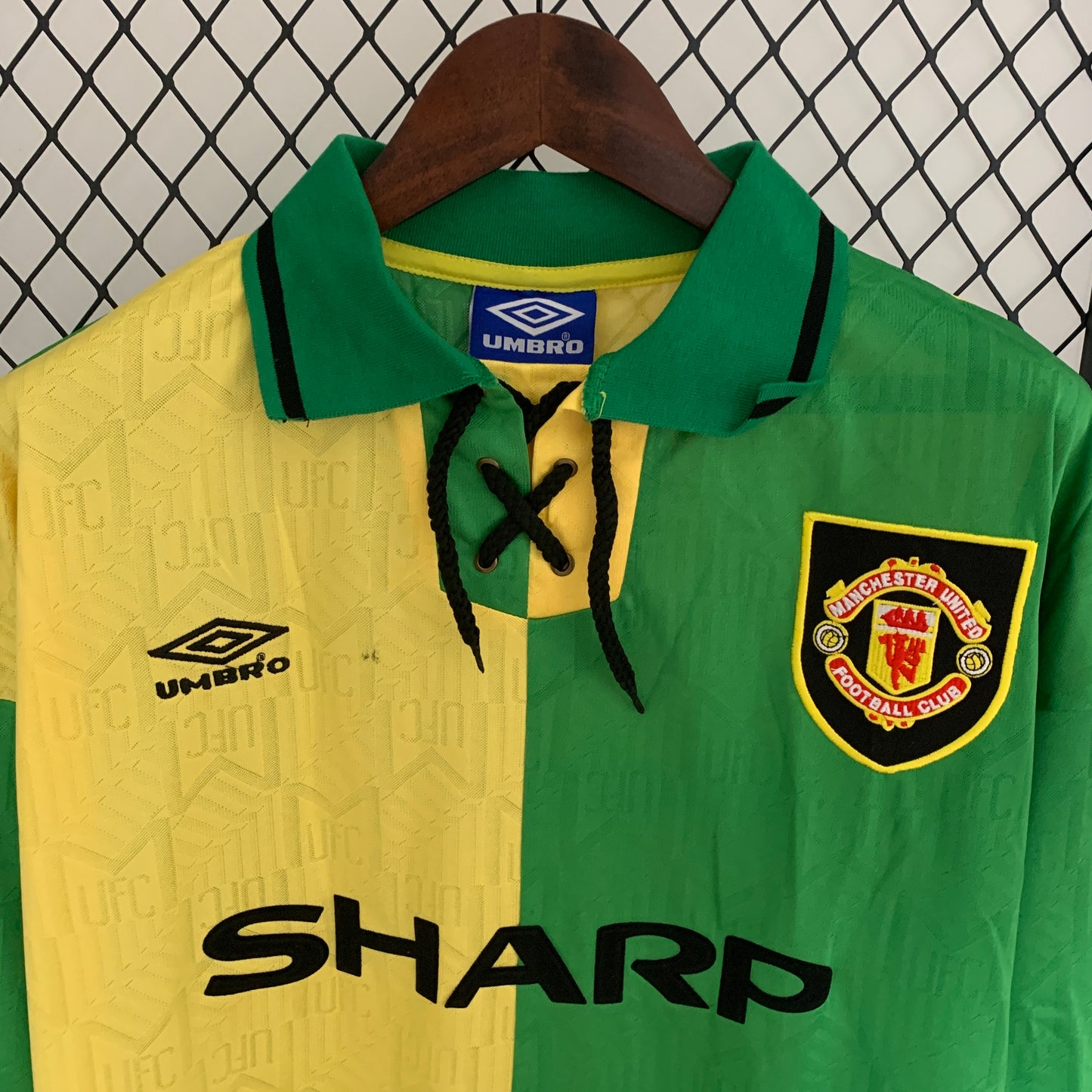 Retro long sleeve Manchester United 92/94 third away