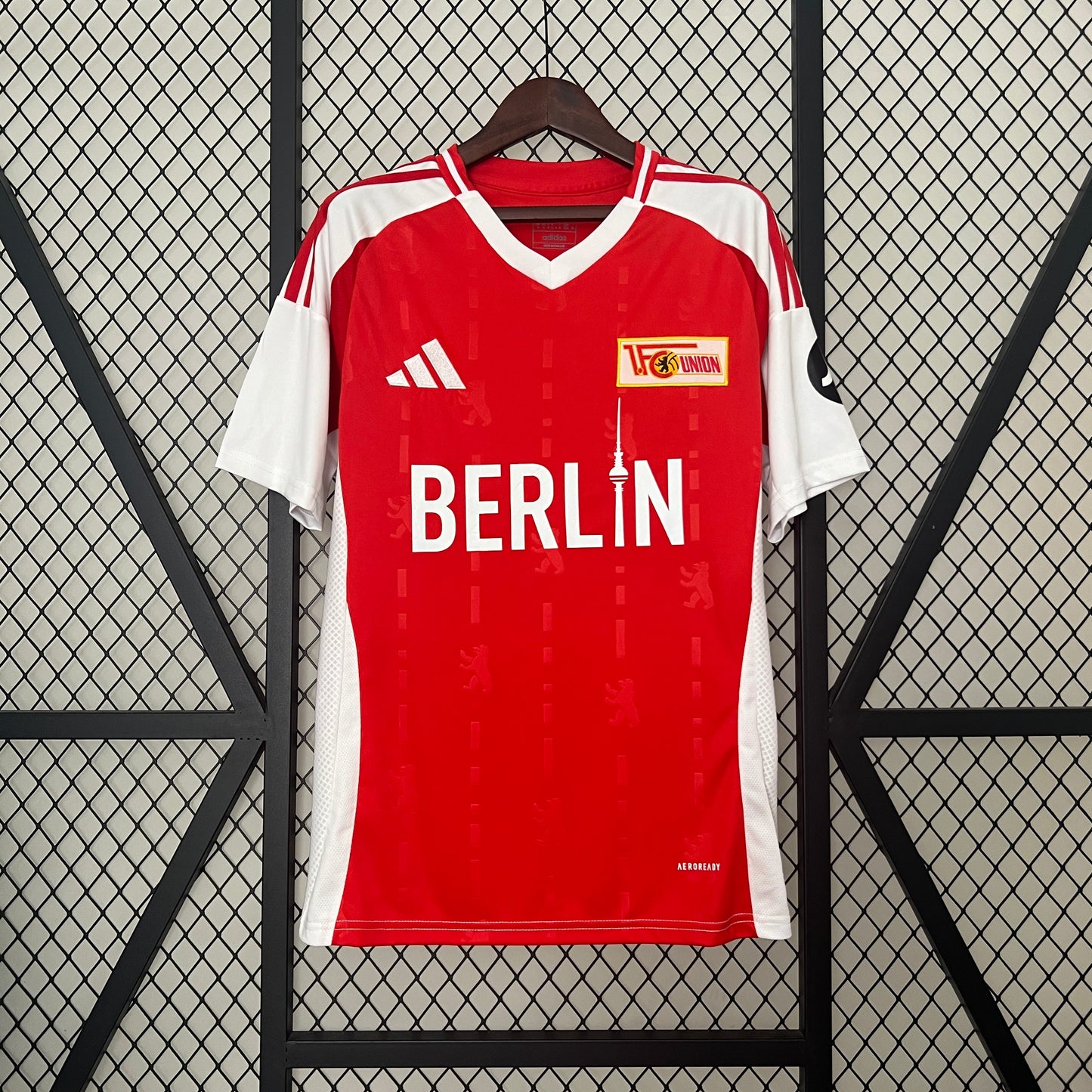 24/25 Union Berlin Home