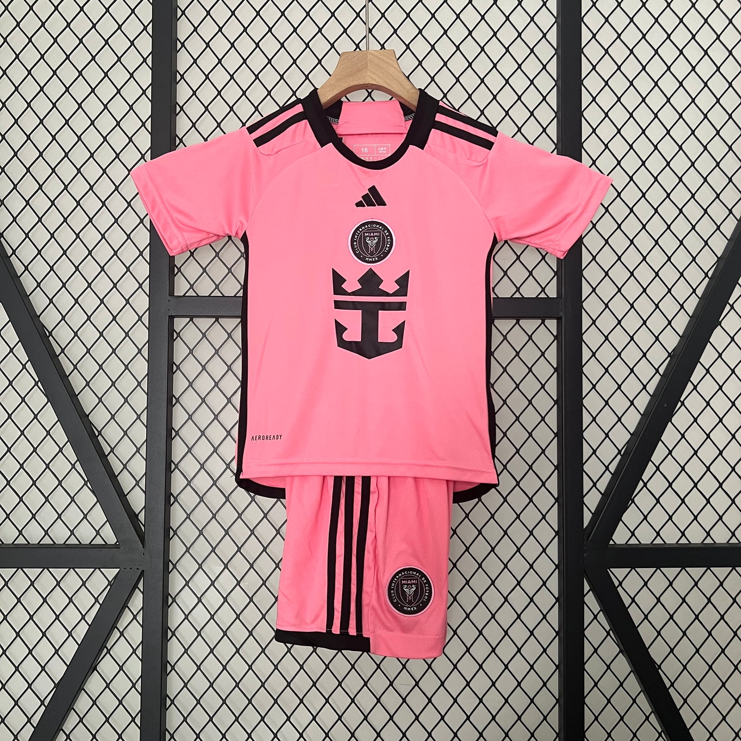 24/25 kids Miami home