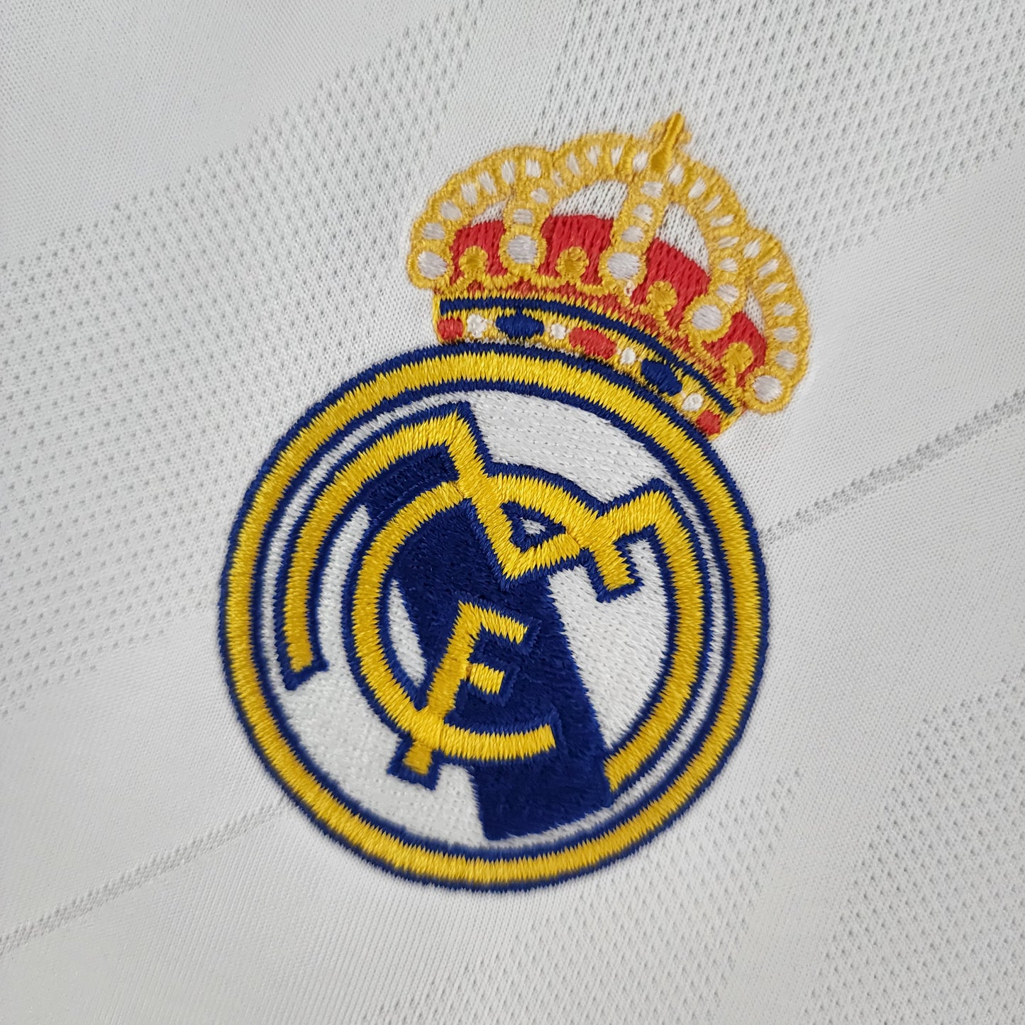 Retro 17/18 Real Madrid home