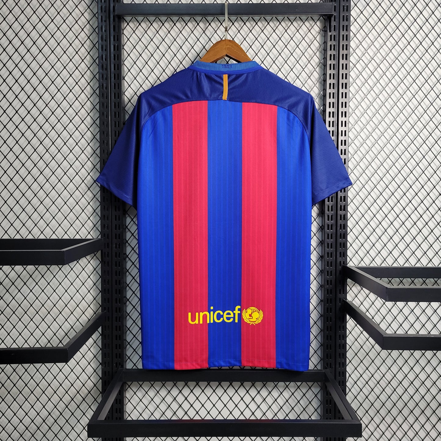 Barcelona 2016/17 Home Retro