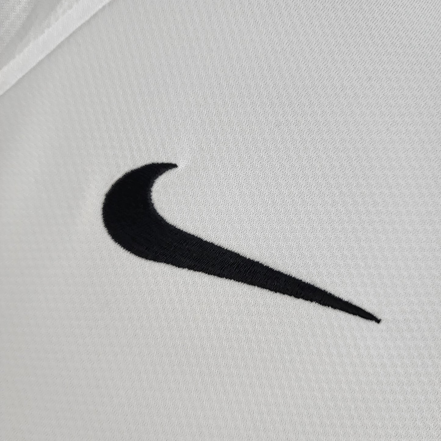 Retro Manchester United 06/07 away