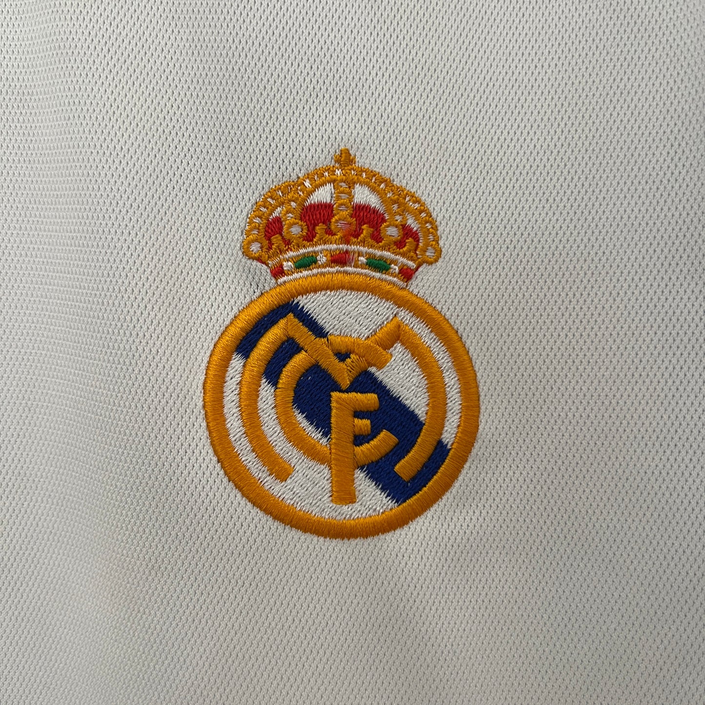 Retro long sleeve Real Madrid 00/01 Home