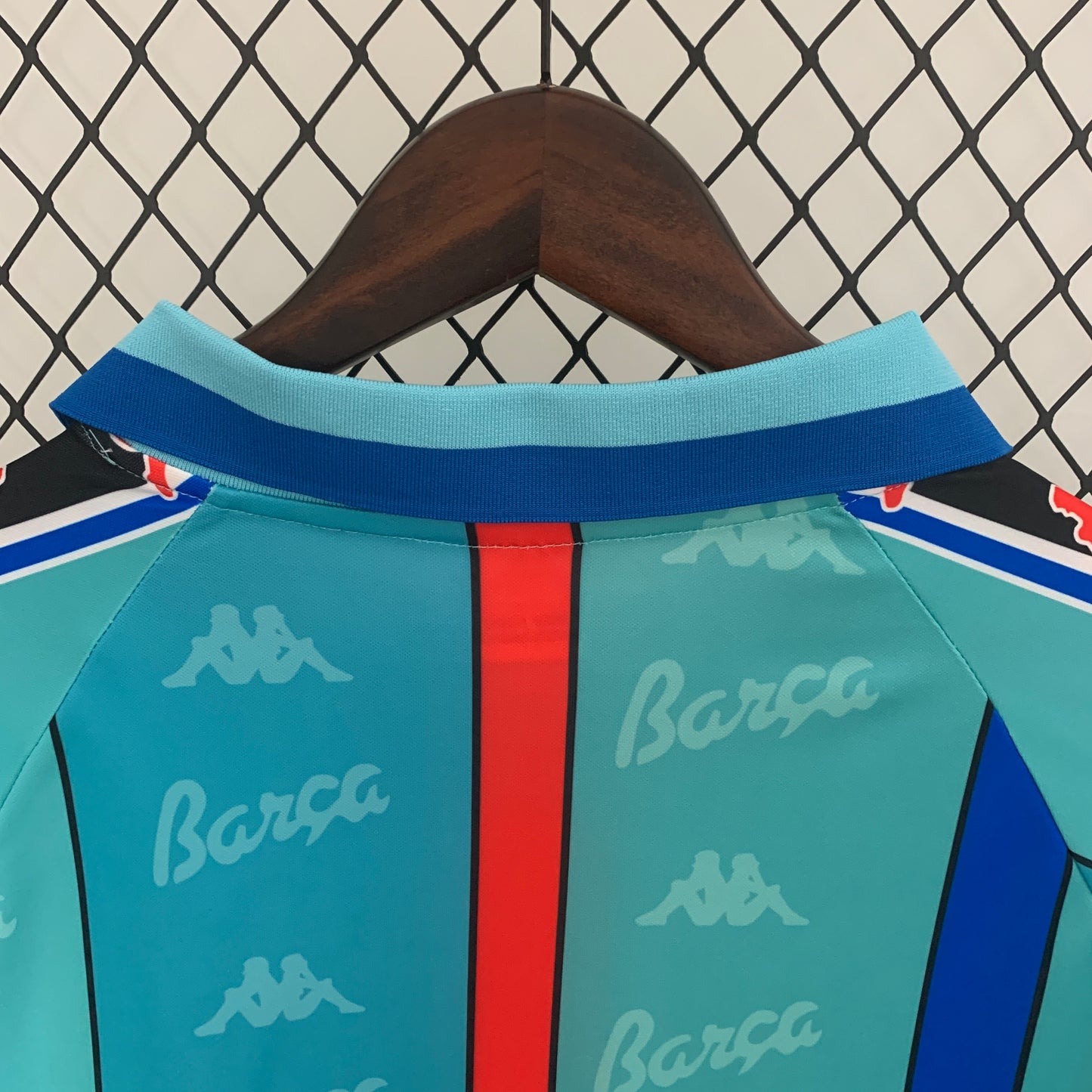 Retro long sleeve Barcelona 96/97 away