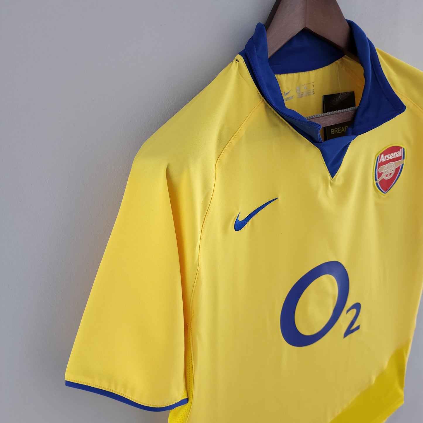Retro Arsenal 03/05 away